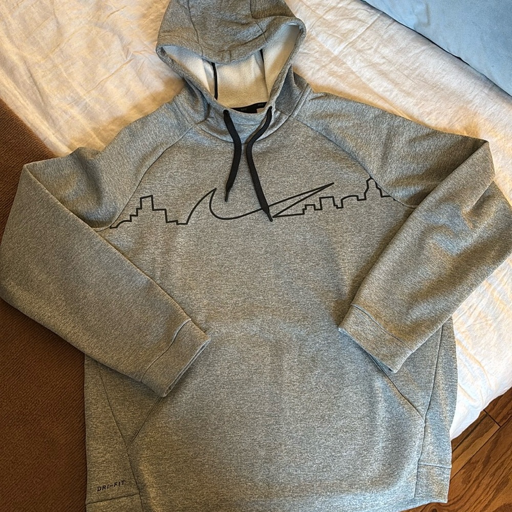 Nike Dri Fit Sweatshirt